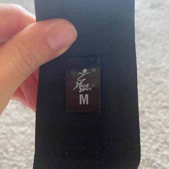 NWOT ASO Black Ankle Stabilizer, Size M - Picture 5 of 5